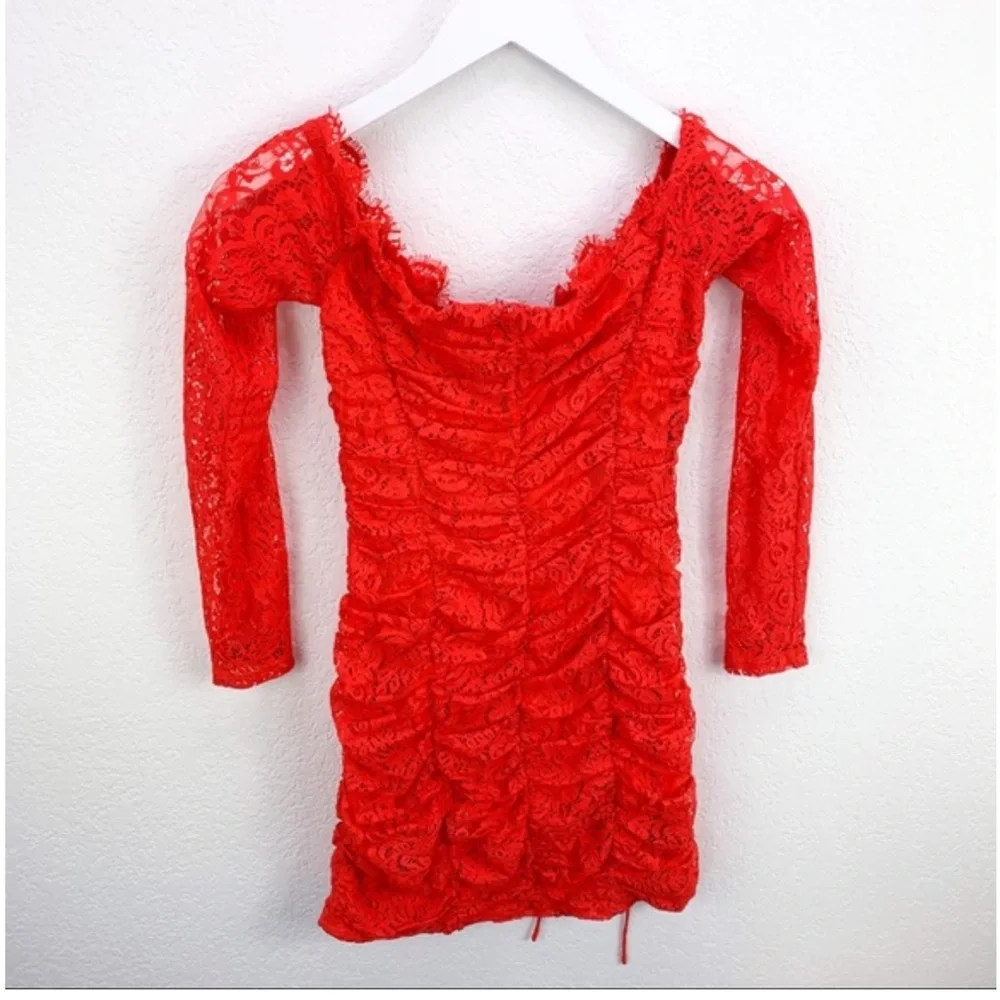 💋 MAJORELLE Darling Dress in Red Lace. Size SMALL. Great Condition! Long Sleeved - Picture 6 of 8